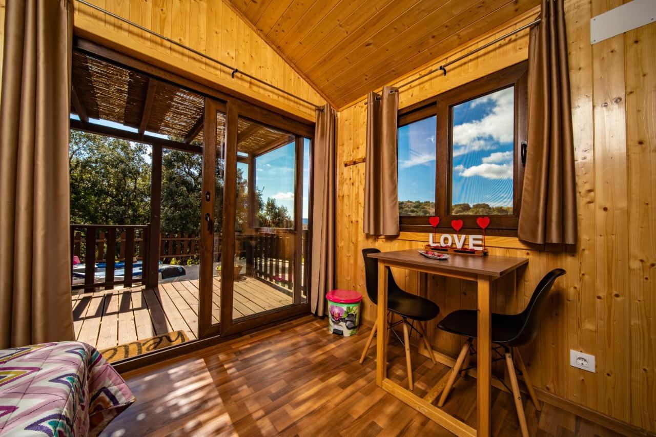 Camping Bungalow Serra De Prades Resort Vilanova de Prades Exteriér fotografie
