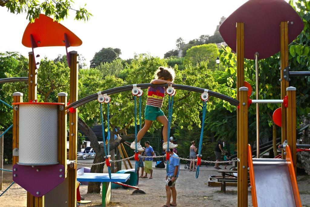 Camping Bungalow Serra De Prades Resort Vilanova de Prades Exteriér fotografie
